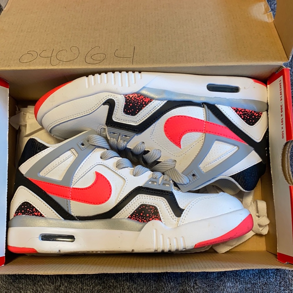 Nike Air Tech Challenge 2
